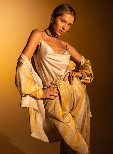 Costume